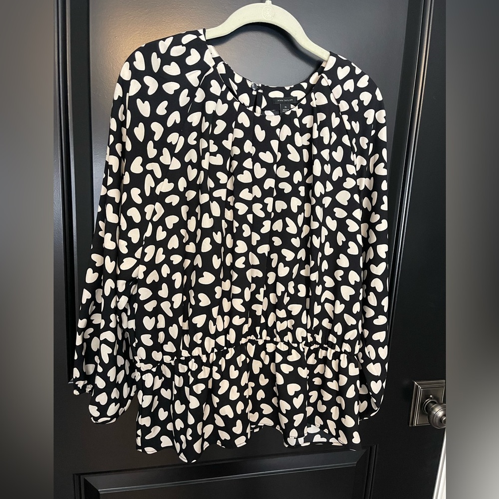 Ann Taylor XL black with white hearts blouse